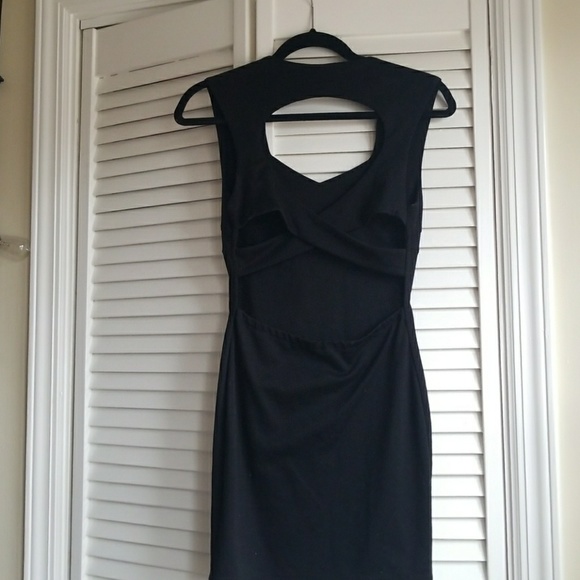 LITTLE black dress - Picture 2 of 3